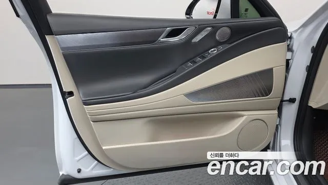 Genesis G80 RG3 — Фото автомобиля 13