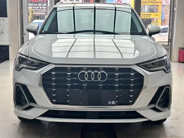 Audi Q3 — Фото автомобиля 2