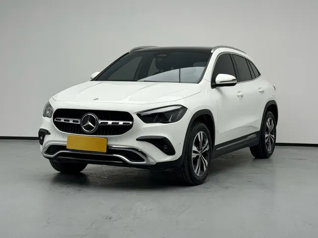 Фотография автомобиля — Mercedes-Benz GLA-Class