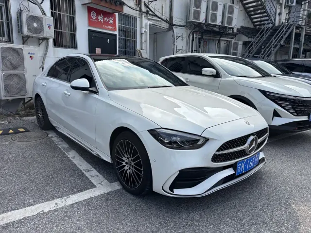 Mercedes-Benz C-Class — Фото автомобиля 2