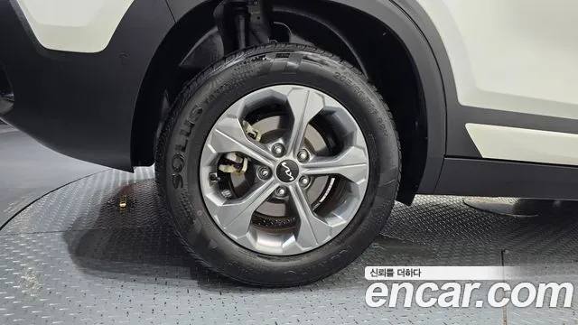 Kia Seltos — Фото автомобиля 5