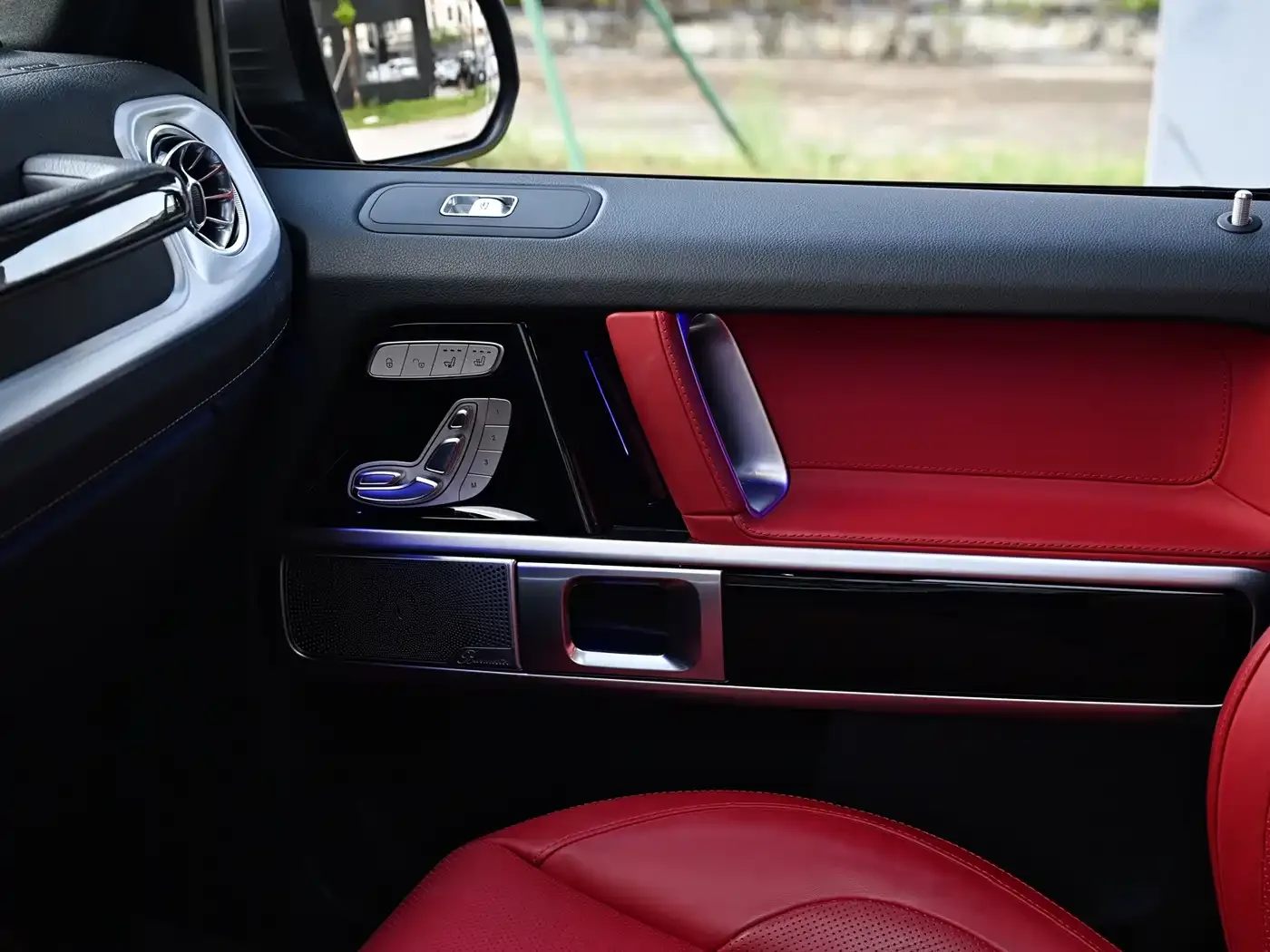 Mercedes-Benz Mercedes-Benz G-Class AMG 2022 AMG G 63 — Фото автомобиля 17