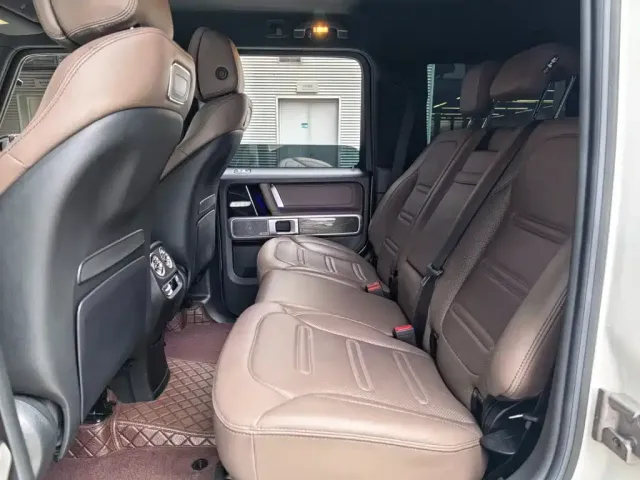 Mercedes-Benz G-Class — Фото автомобиля 8