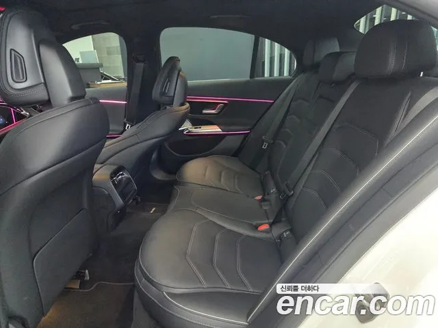 Mercedes-Benz E-Class W214 — Фото автомобиля 17