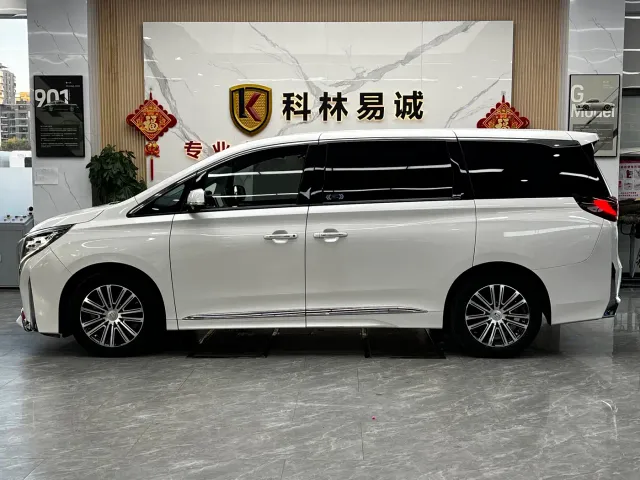 GAC Trumpchi M8 — Фото автомобиля 7