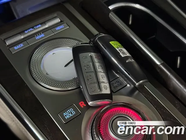 Genesis GV80 — Фото автомобиля 15