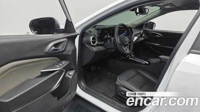 ChevroletGMDaewoo Trax Trax Кроссовер — Фото автомобиля 10