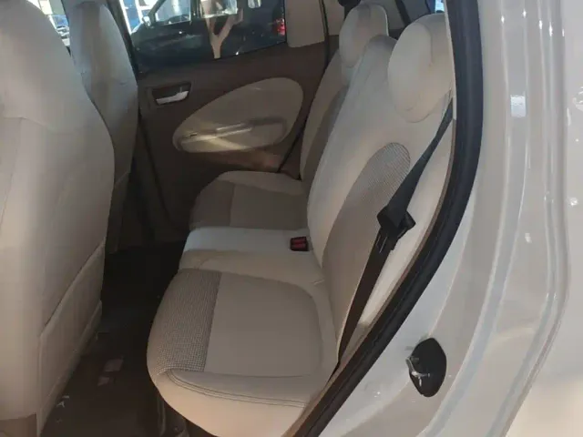 Wuling Hongguang Mini EV — Фото автомобиля 16