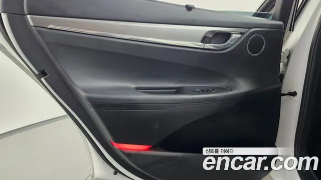 Hyundai Grandeur New — Фото автомобиля 14