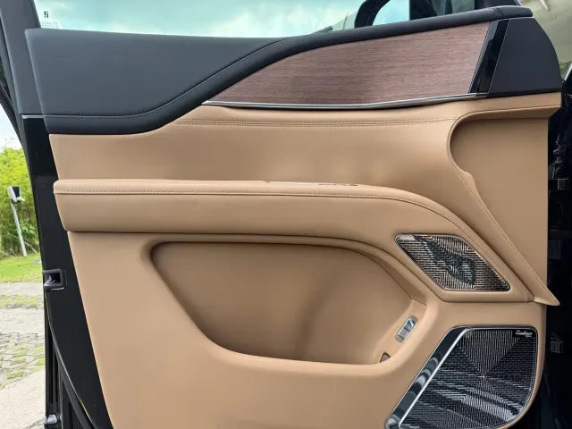 BYD U8L — Фото автомобиля 7