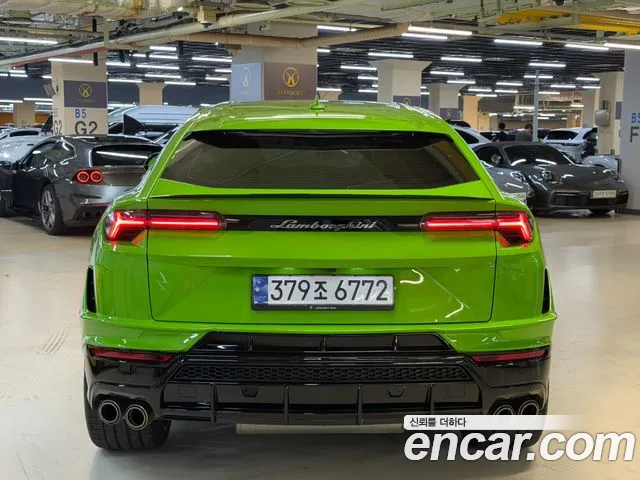 Lamborghini Urus — Фото автомобиля 4