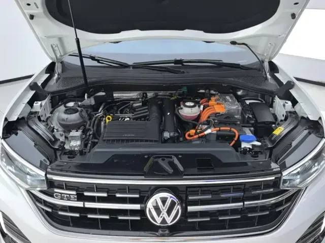 Volkswagen Tayron GTE Plug-in Hybrid — Фото автомобиля 10