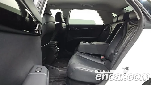 Hyundai Grandeur GN7 — Фото автомобиля 17
