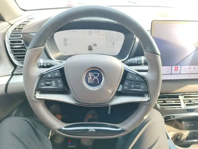 BYD Han — Фото автомобиля 10