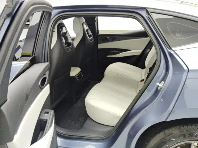 BYD Seal 06 — Фото автомобиля 11