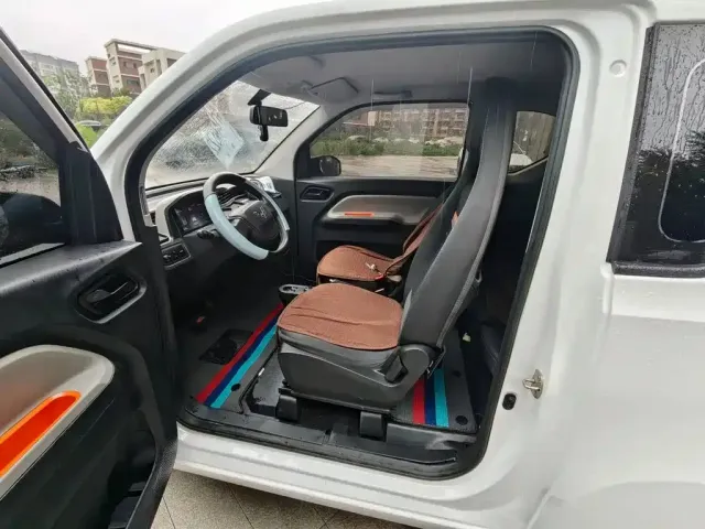 Wuling Hongguang Mini EV — Фото автомобиля 7