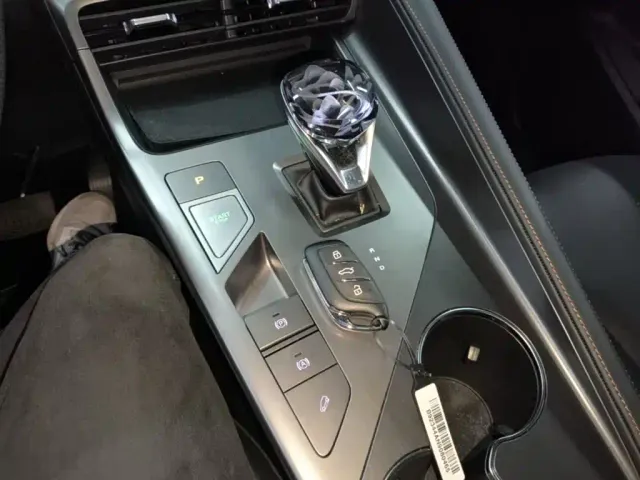 Roewe RX5 — Фото автомобиля 13