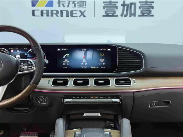 Mercedes-Benz GLS-Class — Фото автомобиля 10