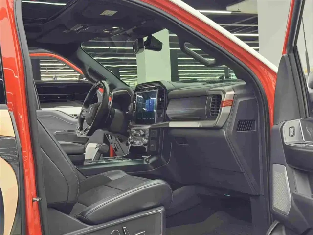 Ford F-150 Raptor — Фото автомобиля 10