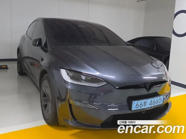 Фотография автомобиля — Tesla Model X