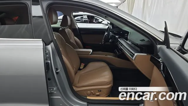 Hyundai Grandeur GN7 — Фото автомобиля 11