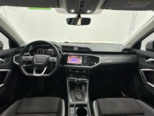 Audi Q3 — Фото автомобиля 12