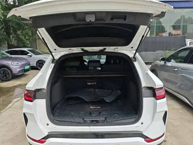 BYD Song PLUS — Фото автомобиля 18