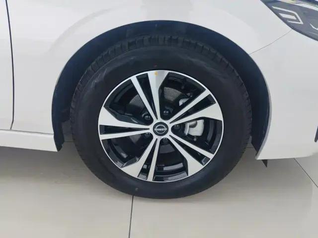 Nissan Sylphy — Фото автомобиля 6