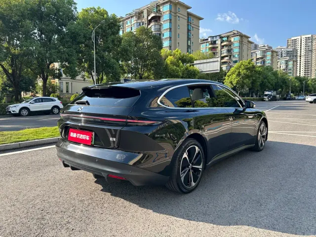 Nio ET5 Touring — Фото автомобиля 7