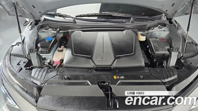 Kia EV6 — Фото автомобиля 9
