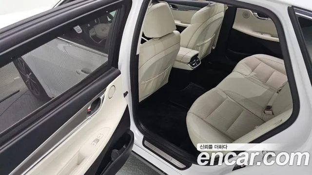 Hyundai Grandeur Новый Grandeur IG — Фото автомобиля 26