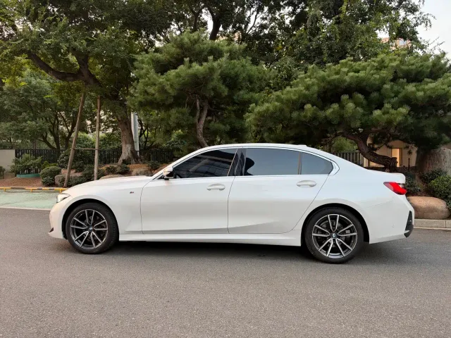 BMW 3 Series — Фото автомобиля 15