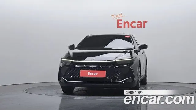 Toyota Crown — Фото автомобиля 3
