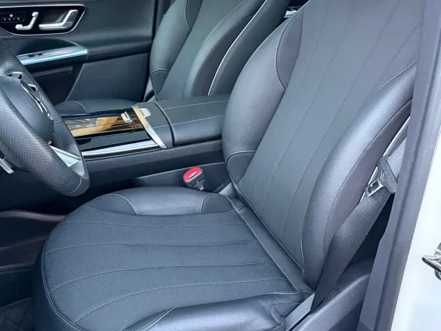 Mercedes-Benz EQE SUV — Фото автомобиля 3