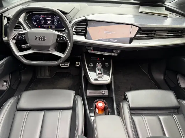 Audi Q4 e-tron — Фото автомобиля 8