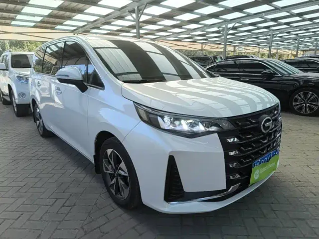 GAC Trumpchi M6 — Фото автомобиля 3