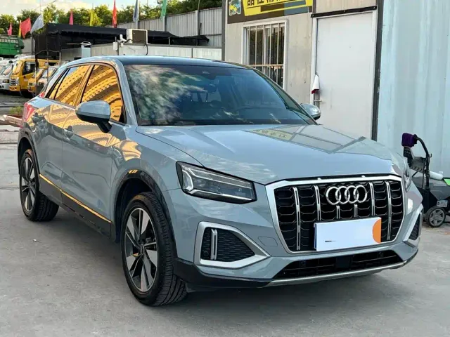 Audi Q2L — Фото автомобиля 2