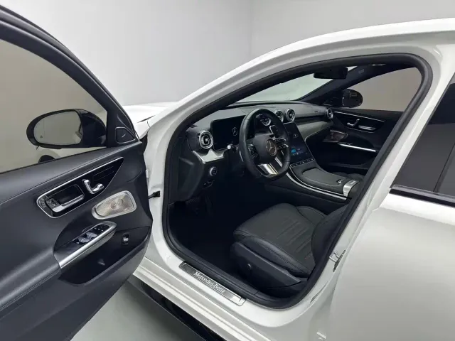 Mercedes-Benz C-Class — Фото автомобиля 5