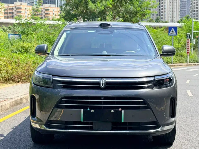 Aito M7 — Фото автомобиля 2