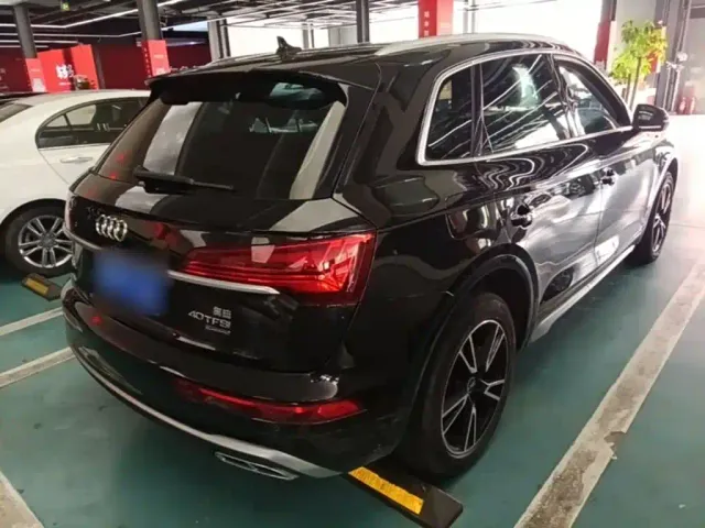 Audi Q5L — Фото автомобиля 6