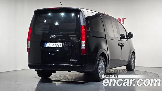 Hyundai Staria Staria Карго 5 мест — Фото автомобиля 2