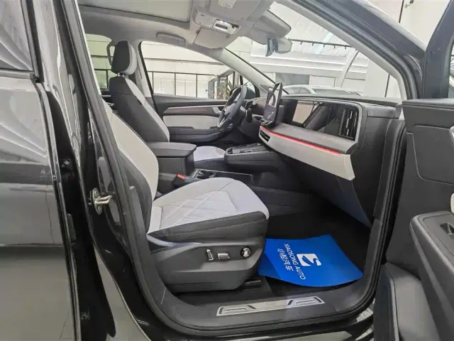 Volkswagen Talagon — Фото автомобиля 12