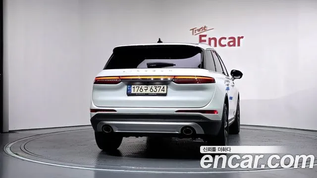 Lincoln Corsair Corsair 2.0 Reserve AWD — Фото автомобиля 4