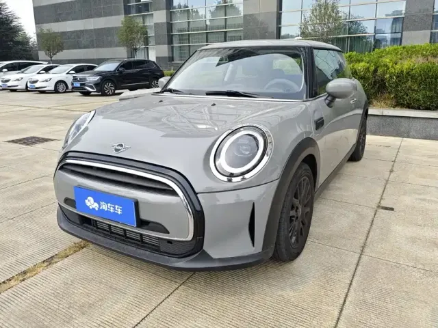 Фотография автомобиля — MINI Hatch