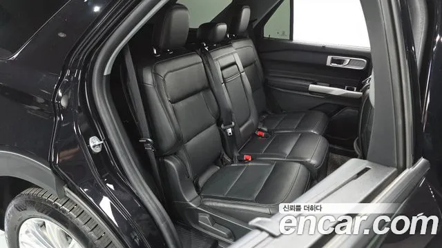 Ford Explorer Explorer 6 поколение — Фото автомобиля 11