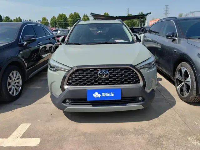 Toyota Corolla Cross — Фото автомобиля 2