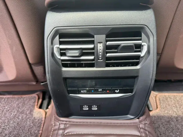 BMW 3 Series — Фото автомобиля 18