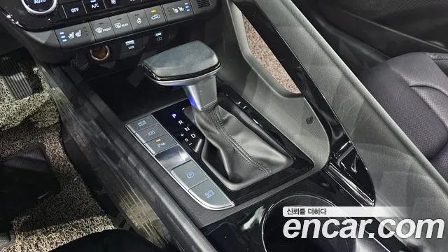 Hyundai Avante CN7 — Фото автомобиля 8
