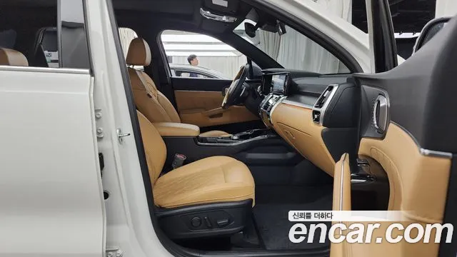 Kia Sorento Sorento 4-е поколение Бензин 2.5T 2WD — Фото автомобиля 9