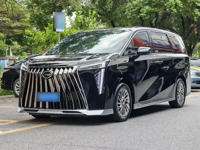 Фотография автомобиля — GAC Trumpchi M8